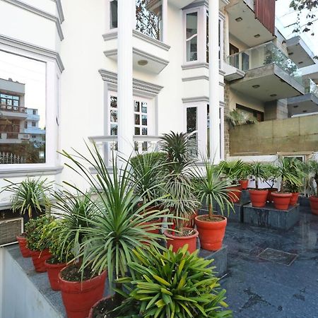 Hotel Windsor Castle Cyber City Ґурґаон Екстер'єр фото