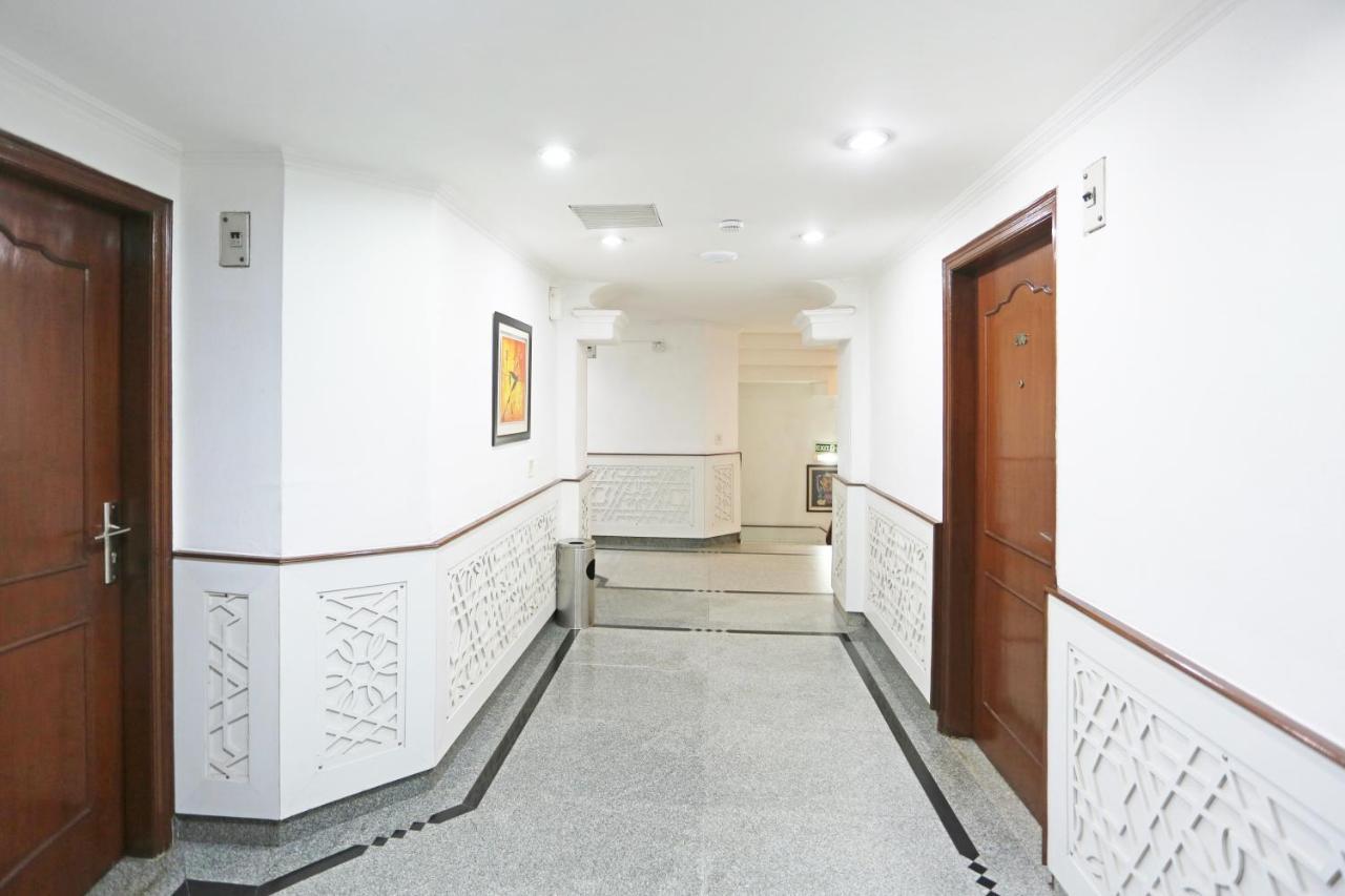 Hotel Windsor Castle Cyber City Ґурґаон Екстер'єр фото